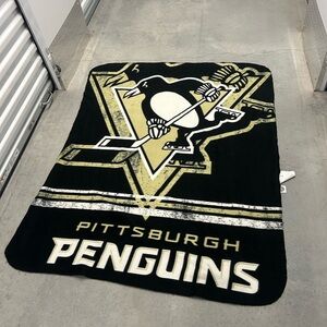 Pittsburgh Penguins NHL Hockey Blanket Throw